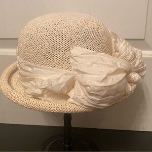 LOUISE GREEN HAT CLOCHE CREAM STRAW ROLLED BRIM LARGE BOW USA ACCESSORY
